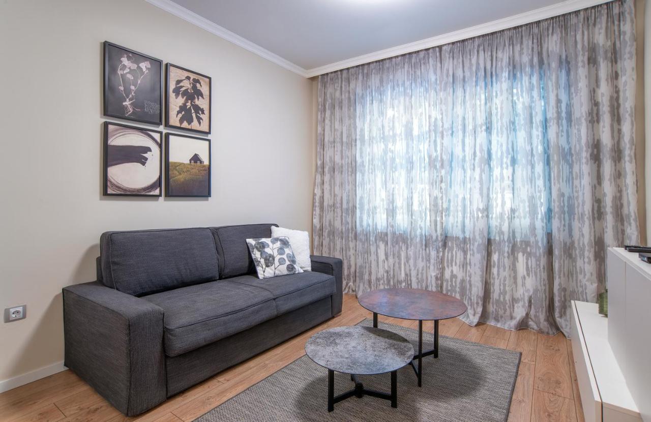 Tina'S 2 Bedroom Top Central Apartment Sofia Exterior photo
